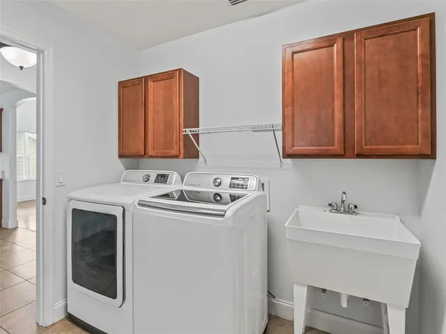 $329,900 | 12185 Northeast 51st Circle, Oxford, FL 34484