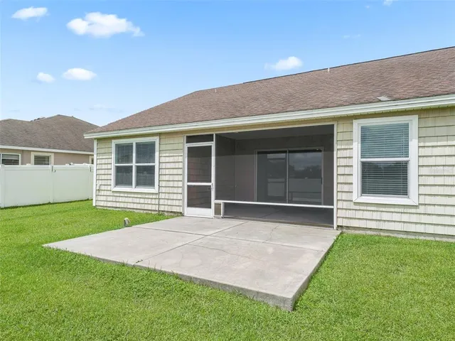 $329,900 | 12185 Northeast 51st Circle, Oxford, FL 34484