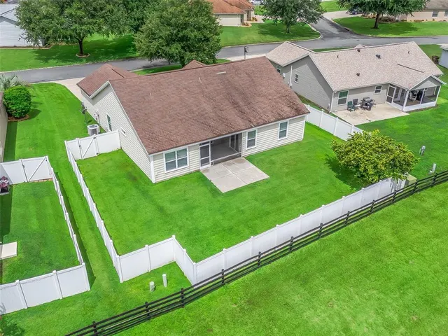 $329,900 | 12185 Northeast 51st Circle, Oxford, FL 34484