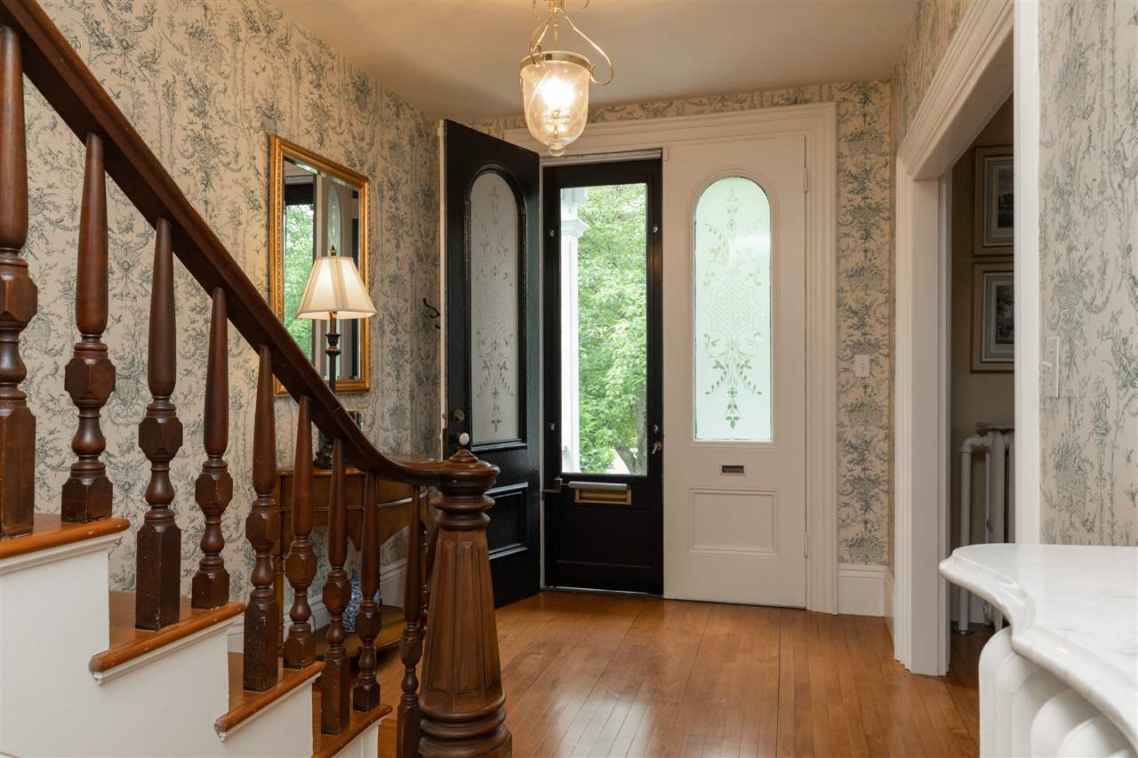 83 Court Street Exeter, NH 03833 - Photo 3 of 30