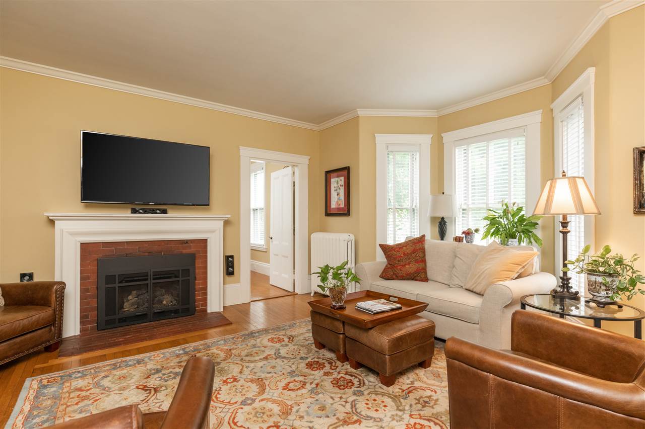 83 Court Street Exeter, NH 03833 - Photo 7 of 30