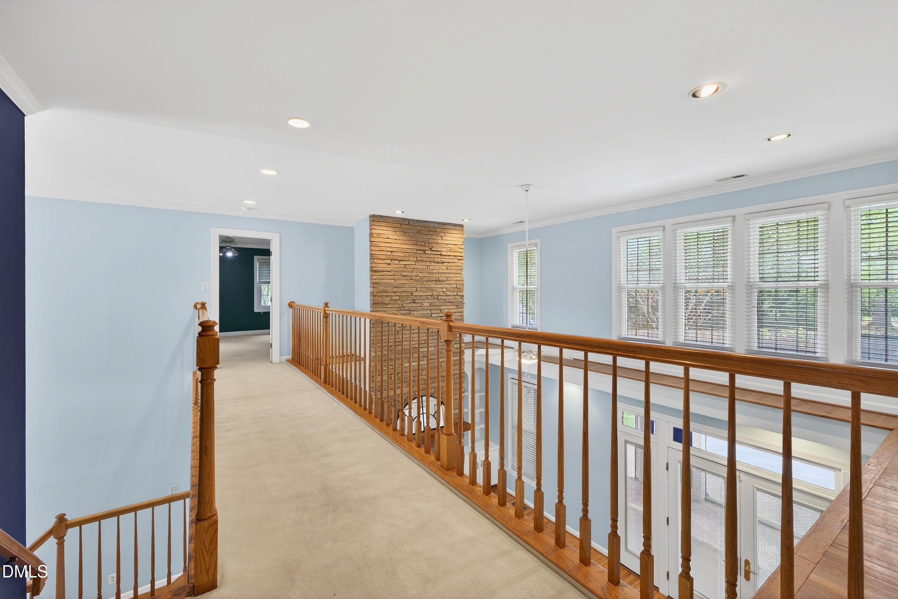 2217 Moss Point Lane Raleigh, NC 27606 - Photo 35 of 70 Scene-46