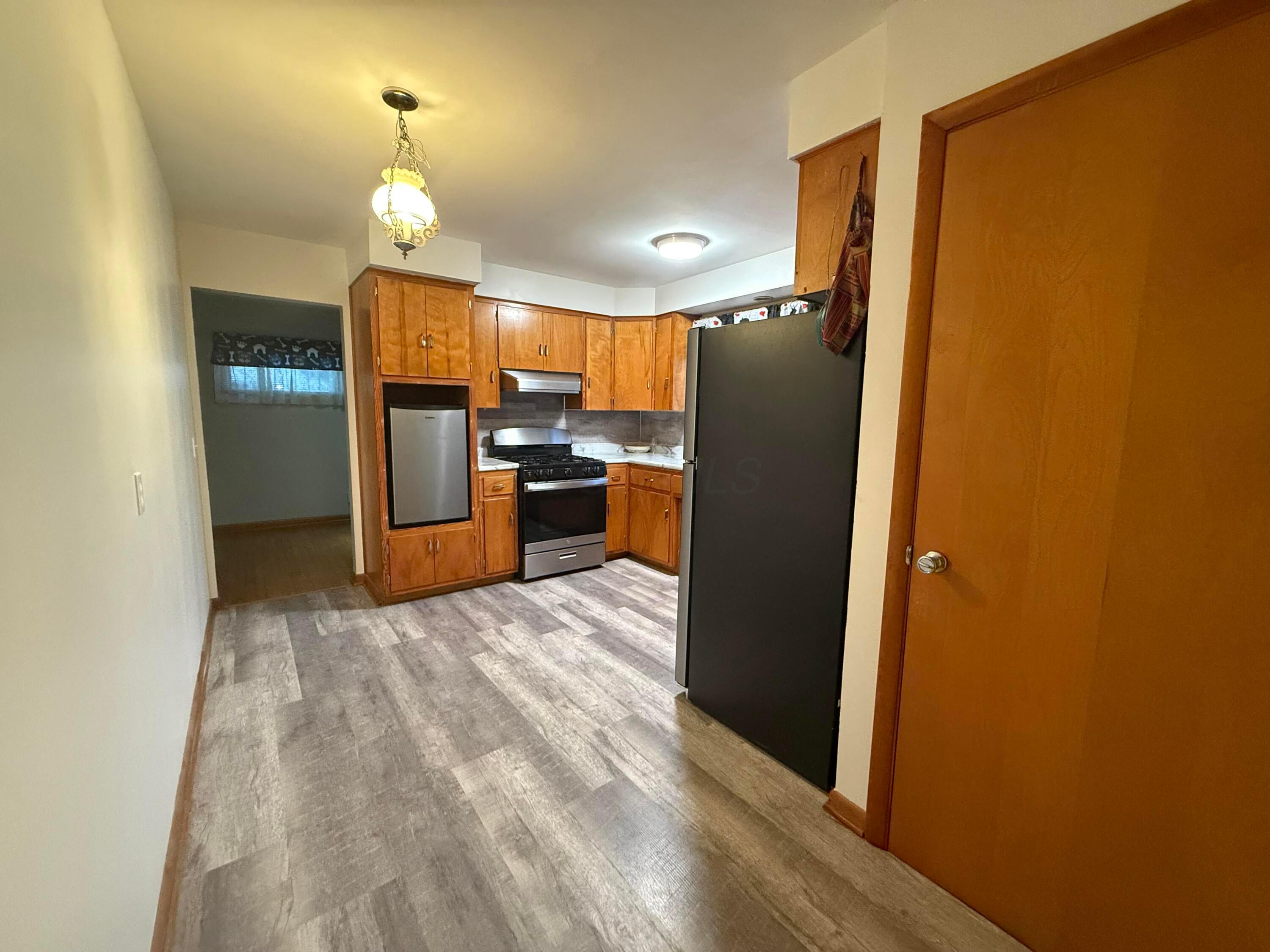 7737 Ceramic Road Roseville, OH 43777 - Photo 13 of 23 tempImagehw6lMI