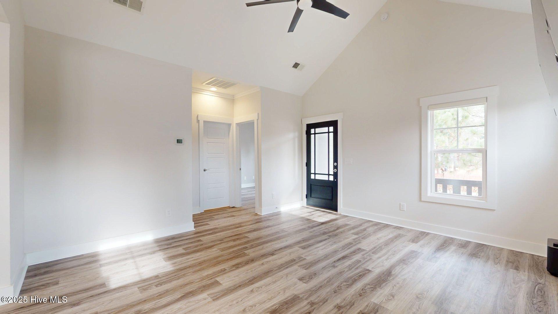 272 Springwood Way Southern Pines, NC 28387 - Photo 18 of 43 Living Room