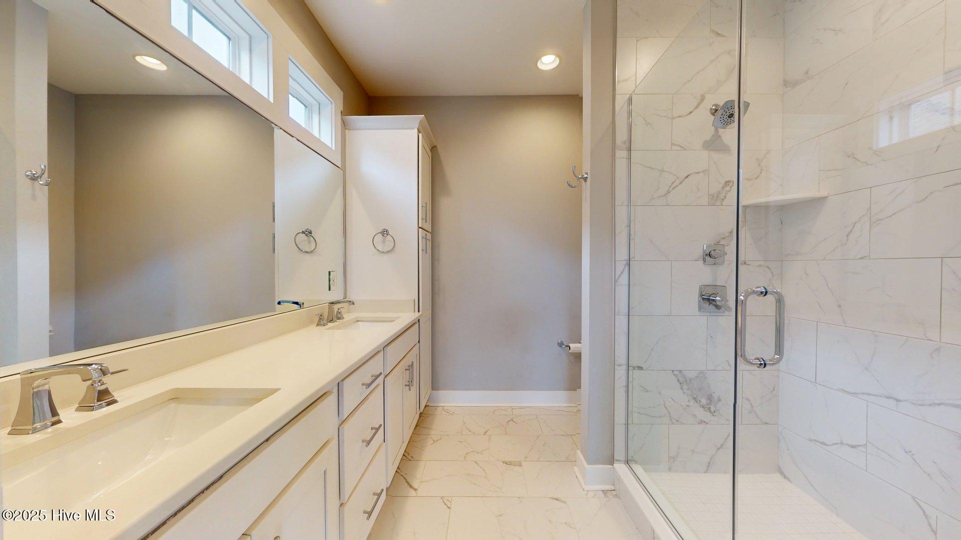 272 Springwood Way Southern Pines, NC 28387 - Photo 21 of 43 Master Bathroom