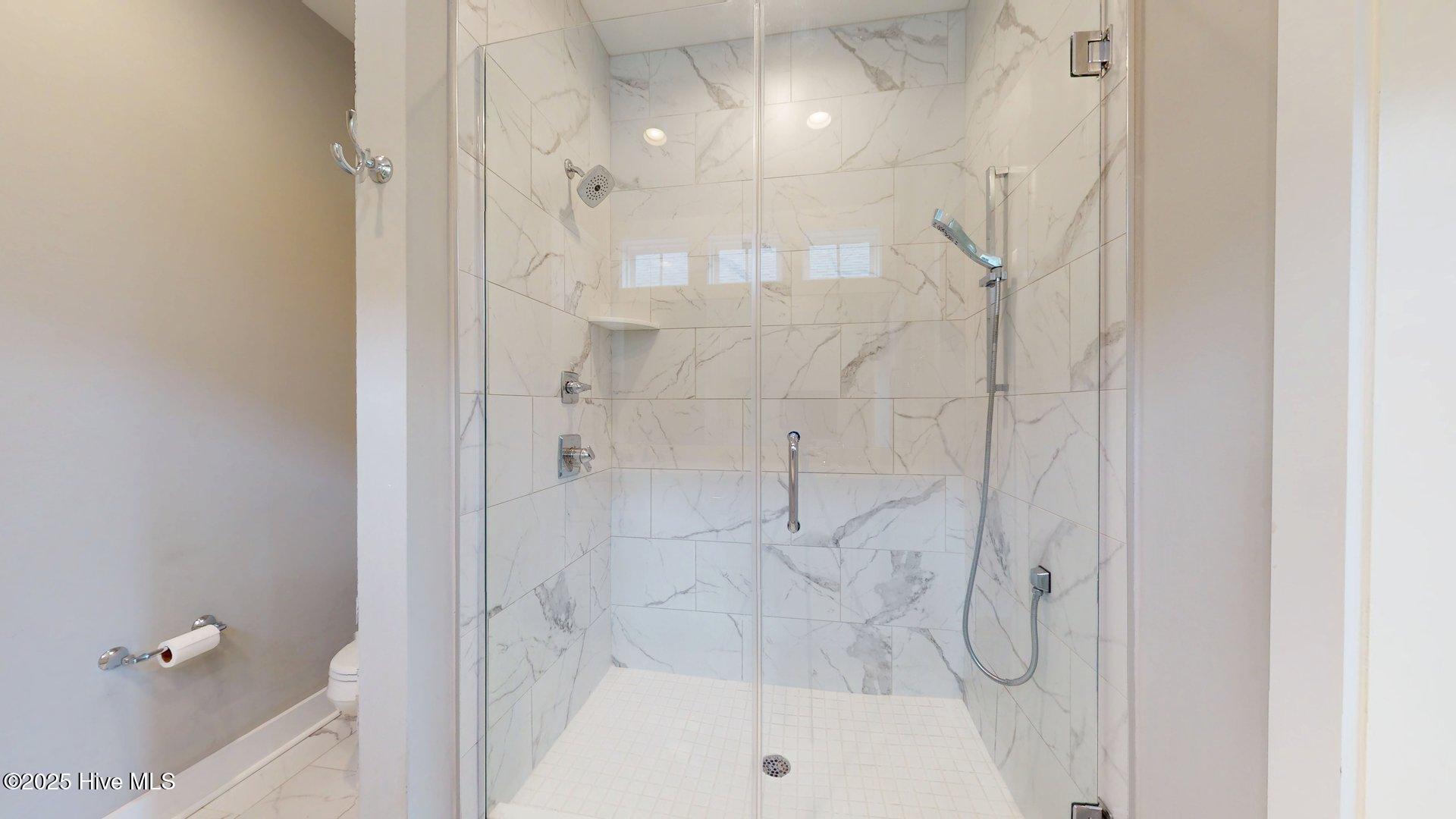 272 Springwood Way Southern Pines, NC 28387 - Photo 23 of 43 Master Bathroom