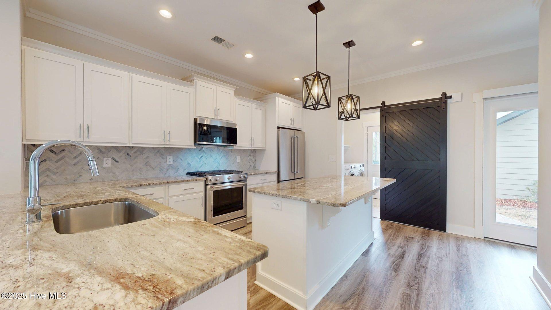 272 Springwood Way Southern Pines, NC 28387 - Photo 7 of 43 Kitchen
