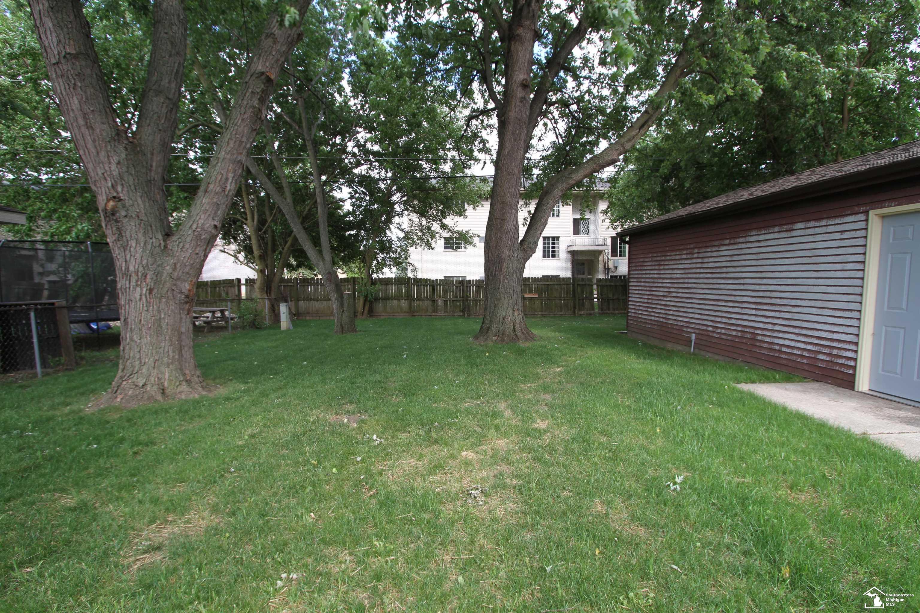 626 John Rolfe Drive Monroe, MI 48162 - Photo 28 of 31