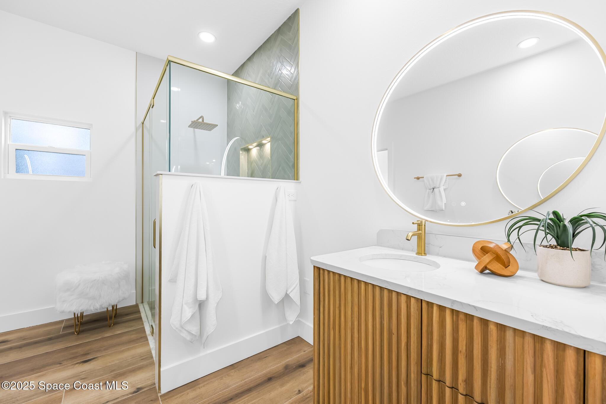 1313 Worth Court Northeast Palm Bay, FL 32905 - Photo 12 of 77 Primary Bath