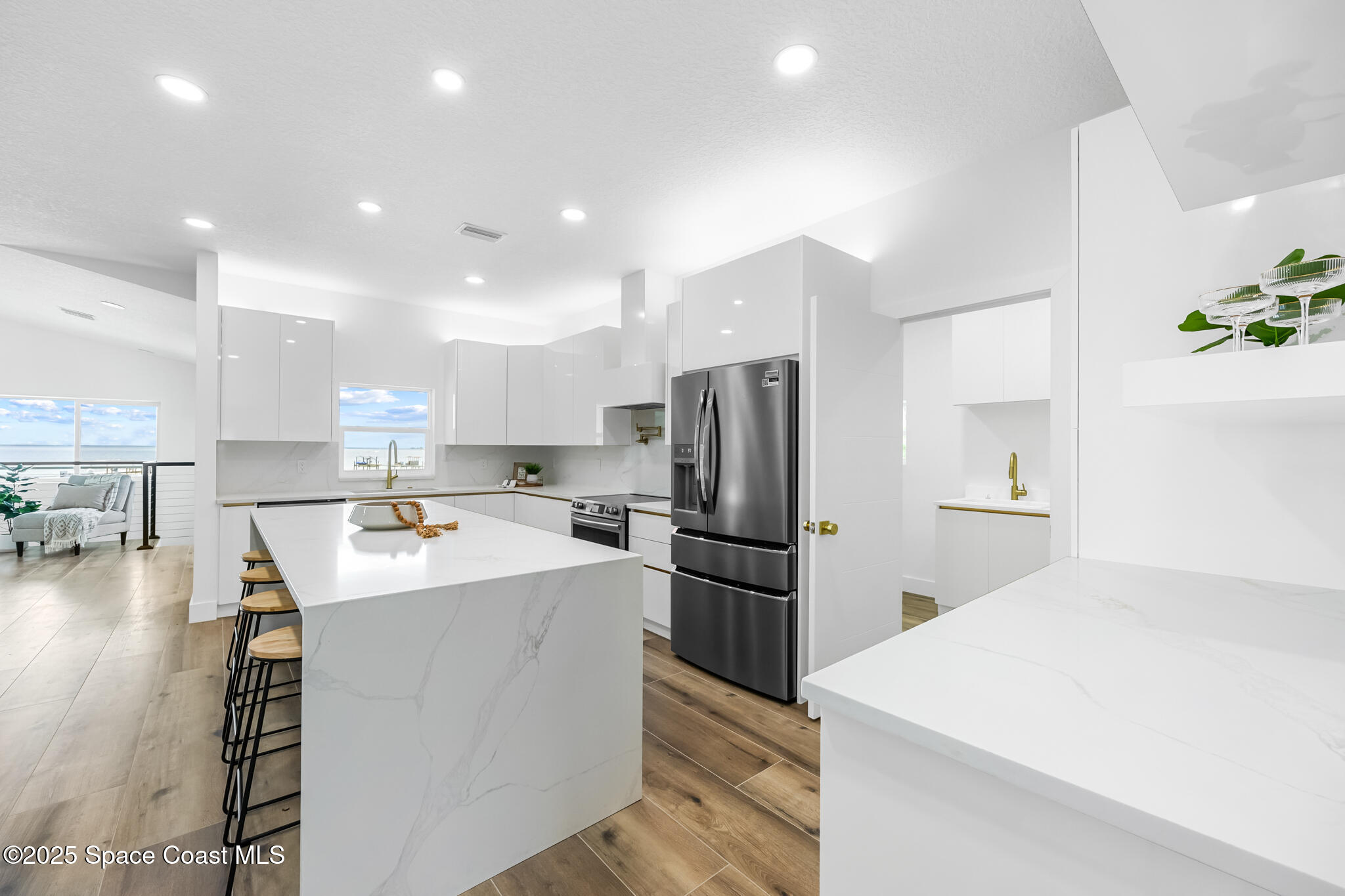 1313 Worth Court Northeast Palm Bay, FL 32905 - Photo 22 of 77 Kitchen