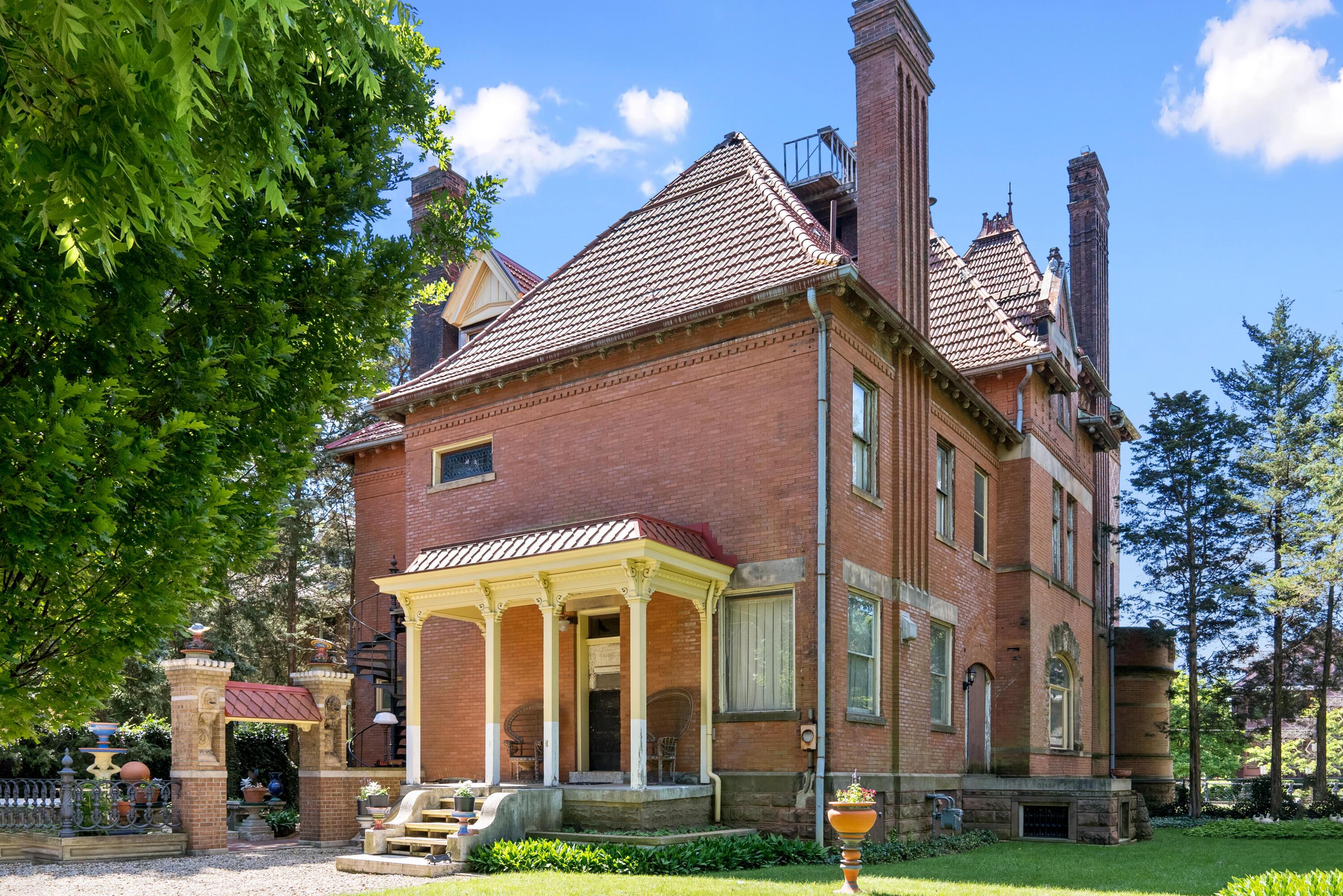 1330 Bryden Road Columbus, OH 43205 - Photo 24 of 36 Gallery Image 24