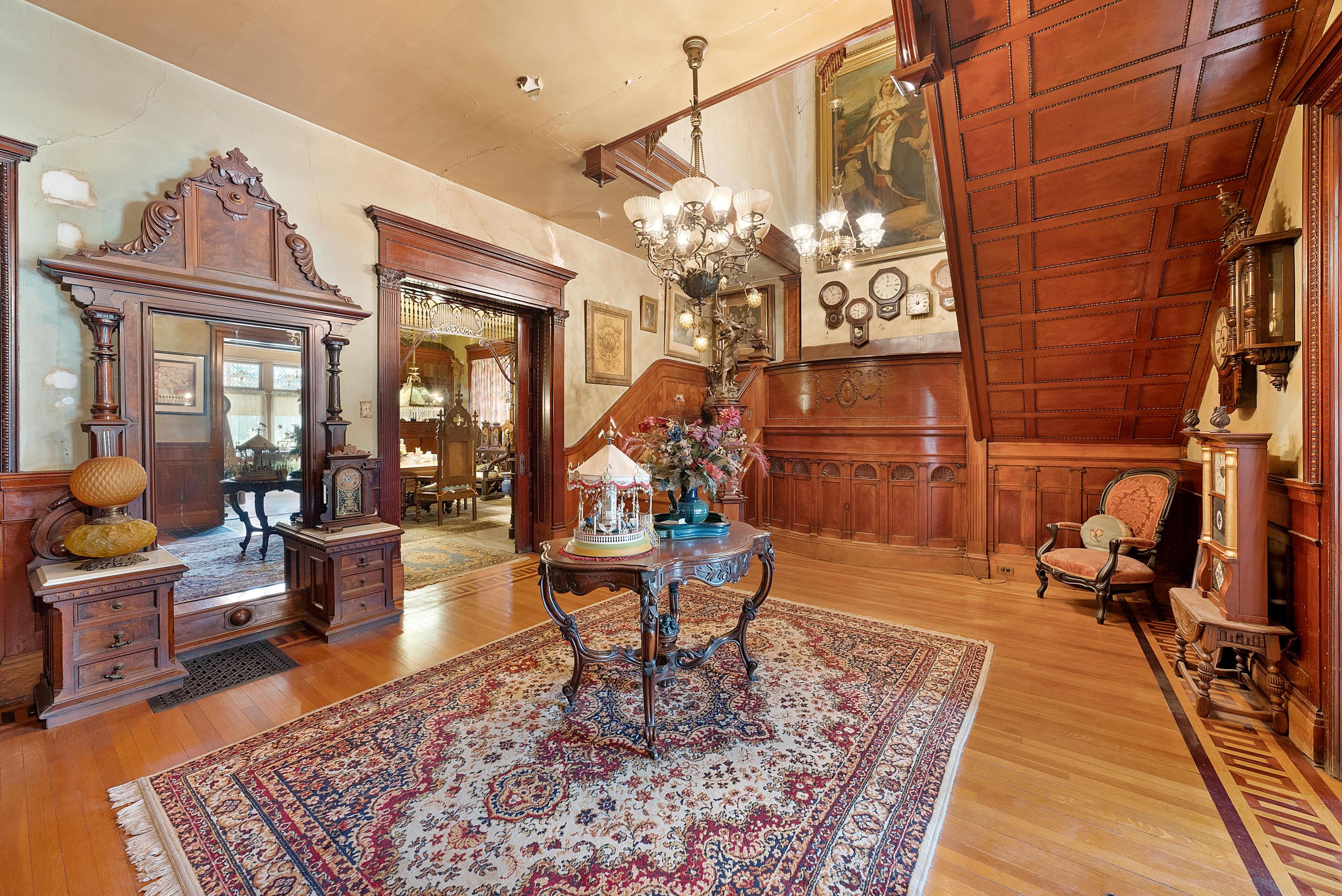 1330 Bryden Road Columbus, OH 43205 - Photo 9 of 36 Gallery Image 9