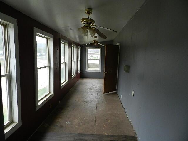 157 Columbus Road Mount Vernon, OH 43050 - Photo 12 of 20 Front enclosed porch