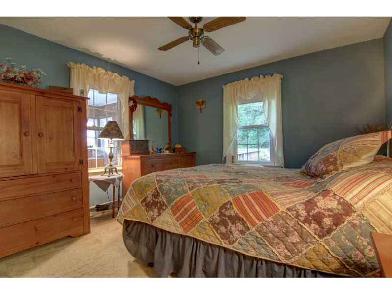 464 River Road Lincoln, RI 02865 - Photo 13 of 24 Bedroom.