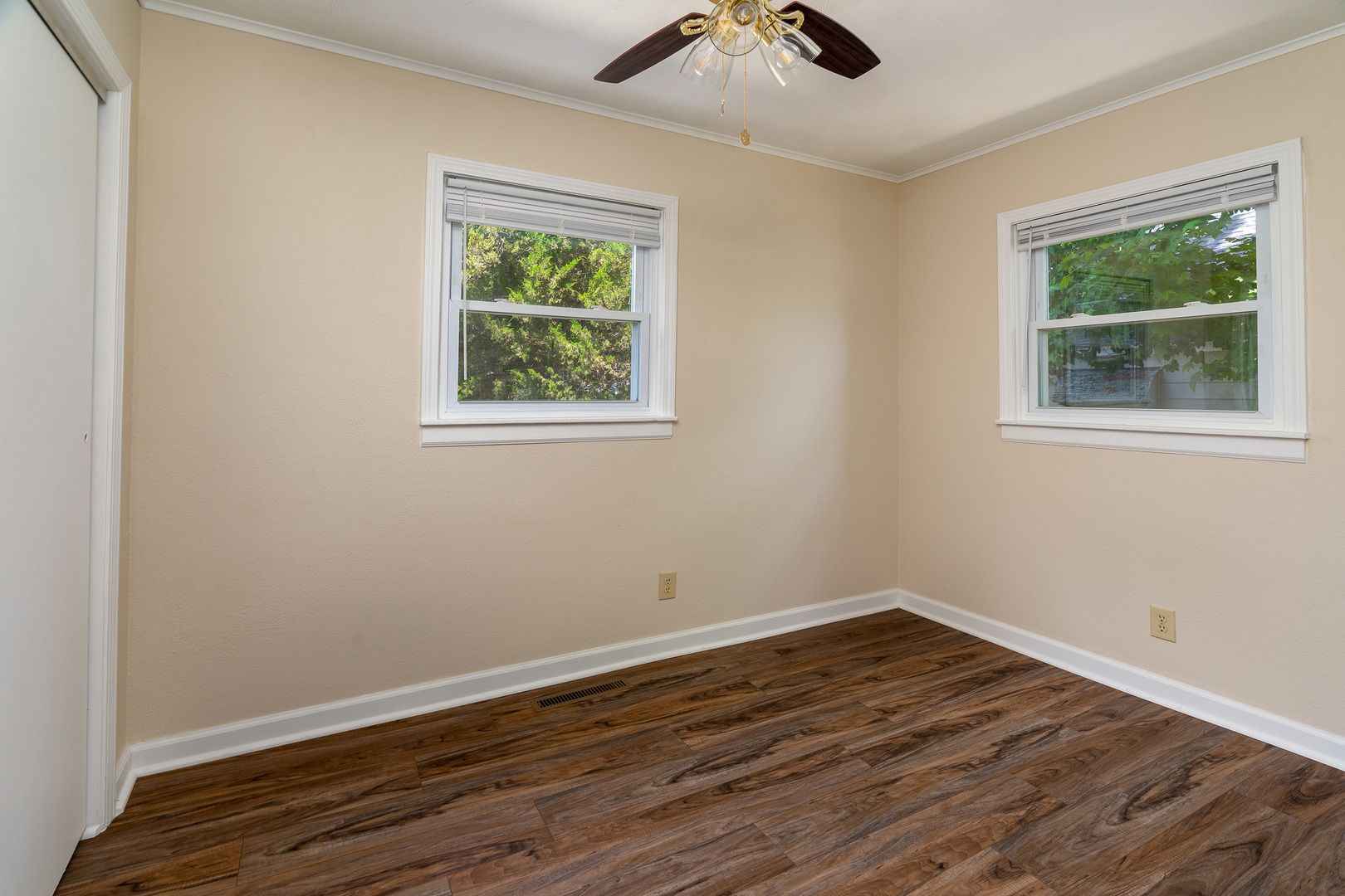 313 North 9th Street Herrin, IL 62948 - Photo 18 of 28