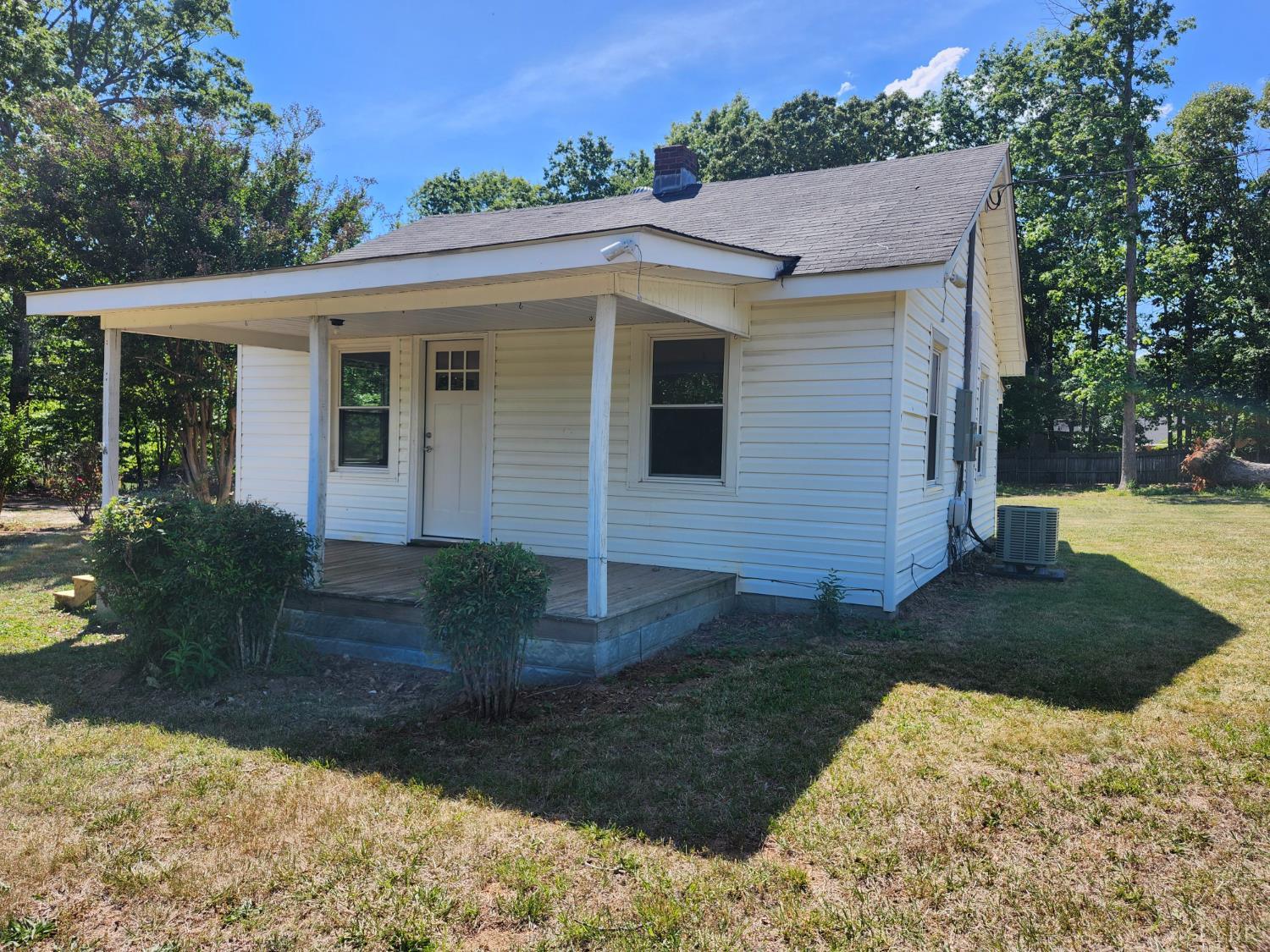2237 Purdum Mill Road Appomattox, VA 24522 - Photo 3 of 10