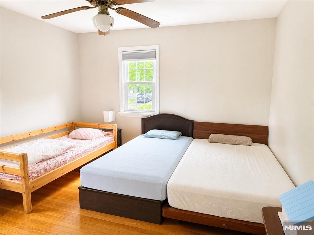 310 Kenilworth Road Ridgewood, NJ 07450 - Photo 4 of 8