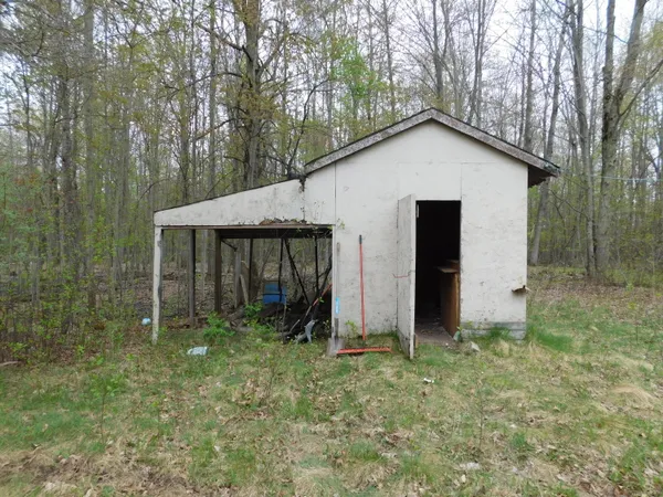 $149,000 | 14540 Schroeder Road, St. Charles, MI 48655