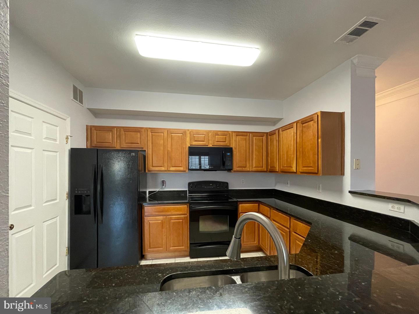 1530 Spring Gate Dr., Unit 9304 McLean, VA 22102 - Photo 11 of 72