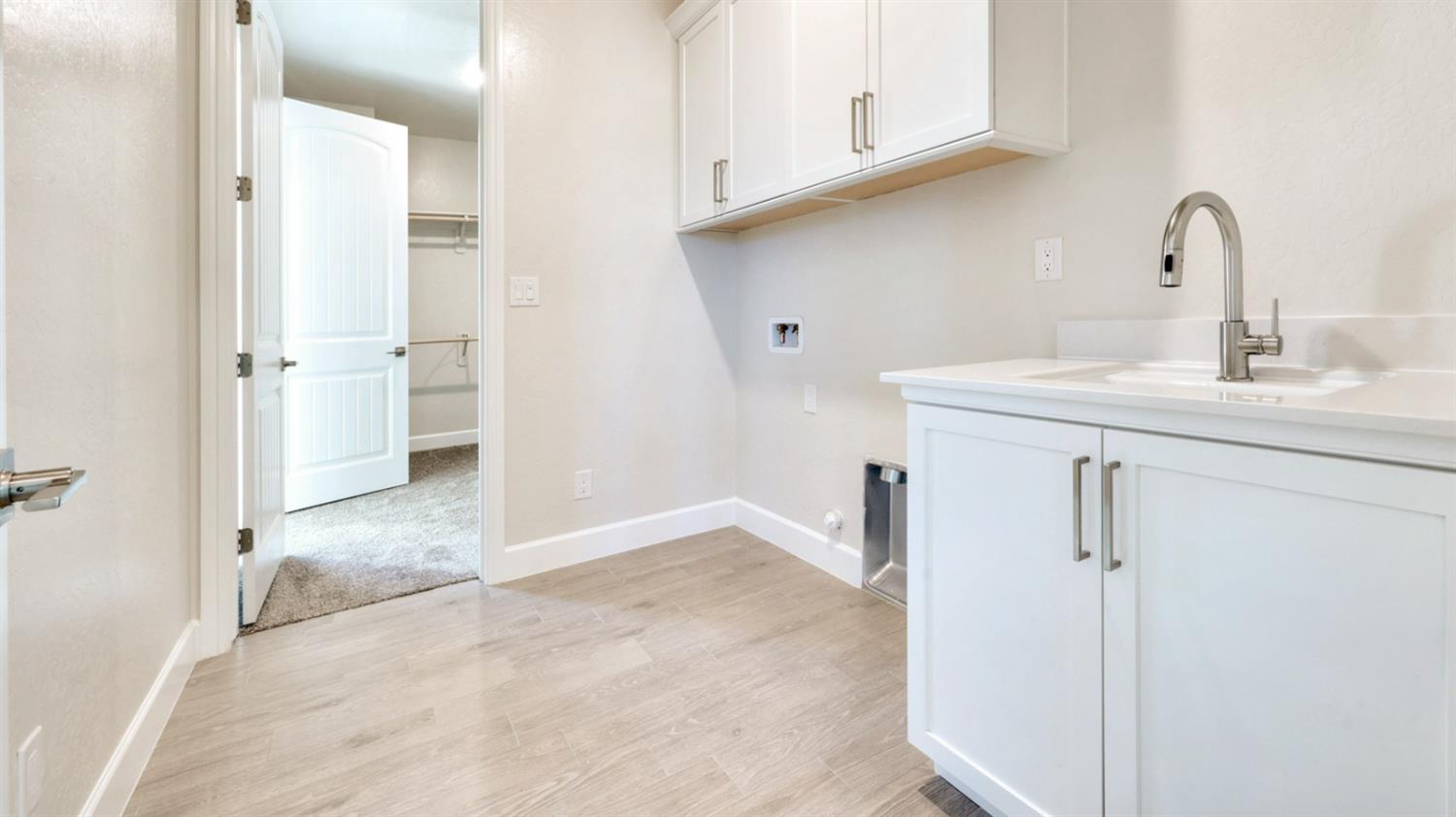 951 Talus Way South Madera, CA 93636 - Photo 26 of 36