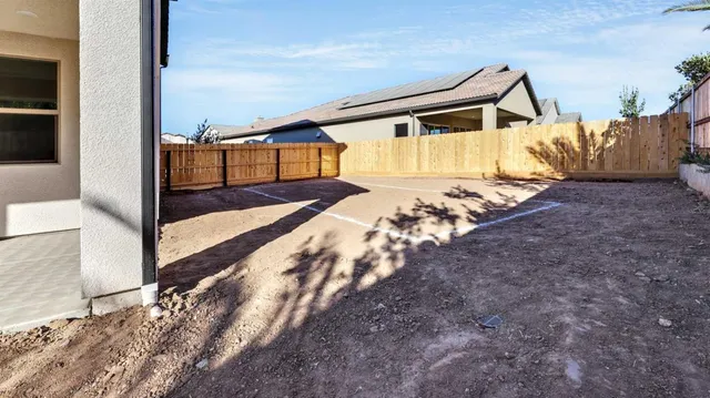 $860,000 | 951 Talus Way South, Madera, CA 93636