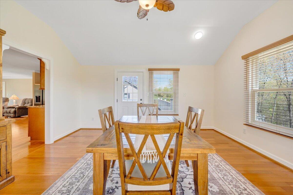 462 Gilford Road Wirtz, VA 24184 - Photo 18 of 53 Dining/Sun Room