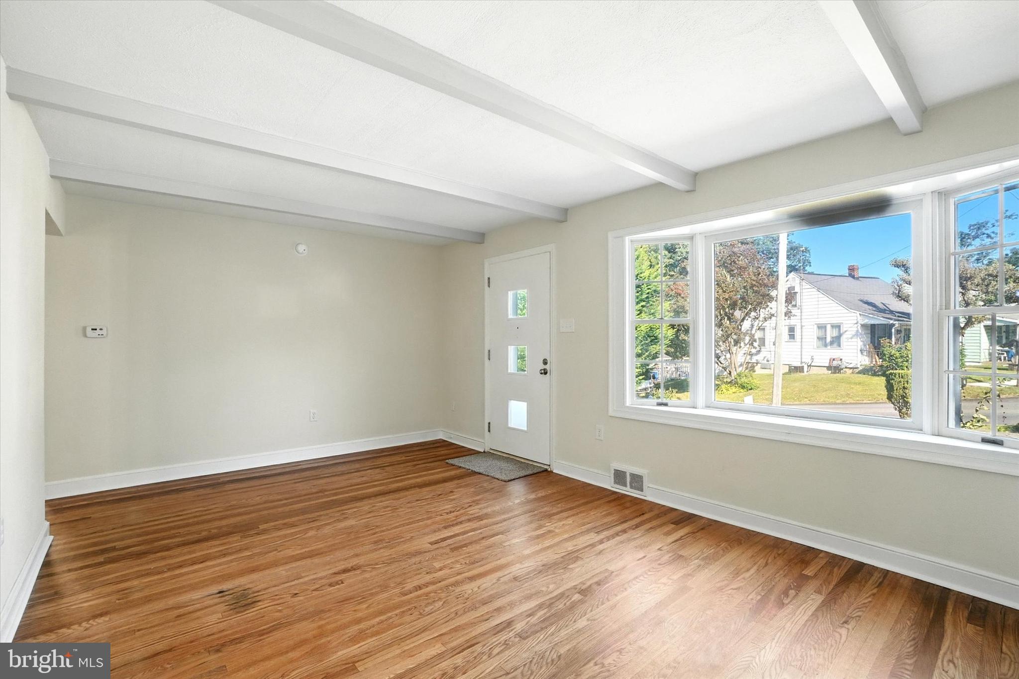 758 Rathton Road York, PA 17403 - Photo 3 of 19 Gallery Image 3