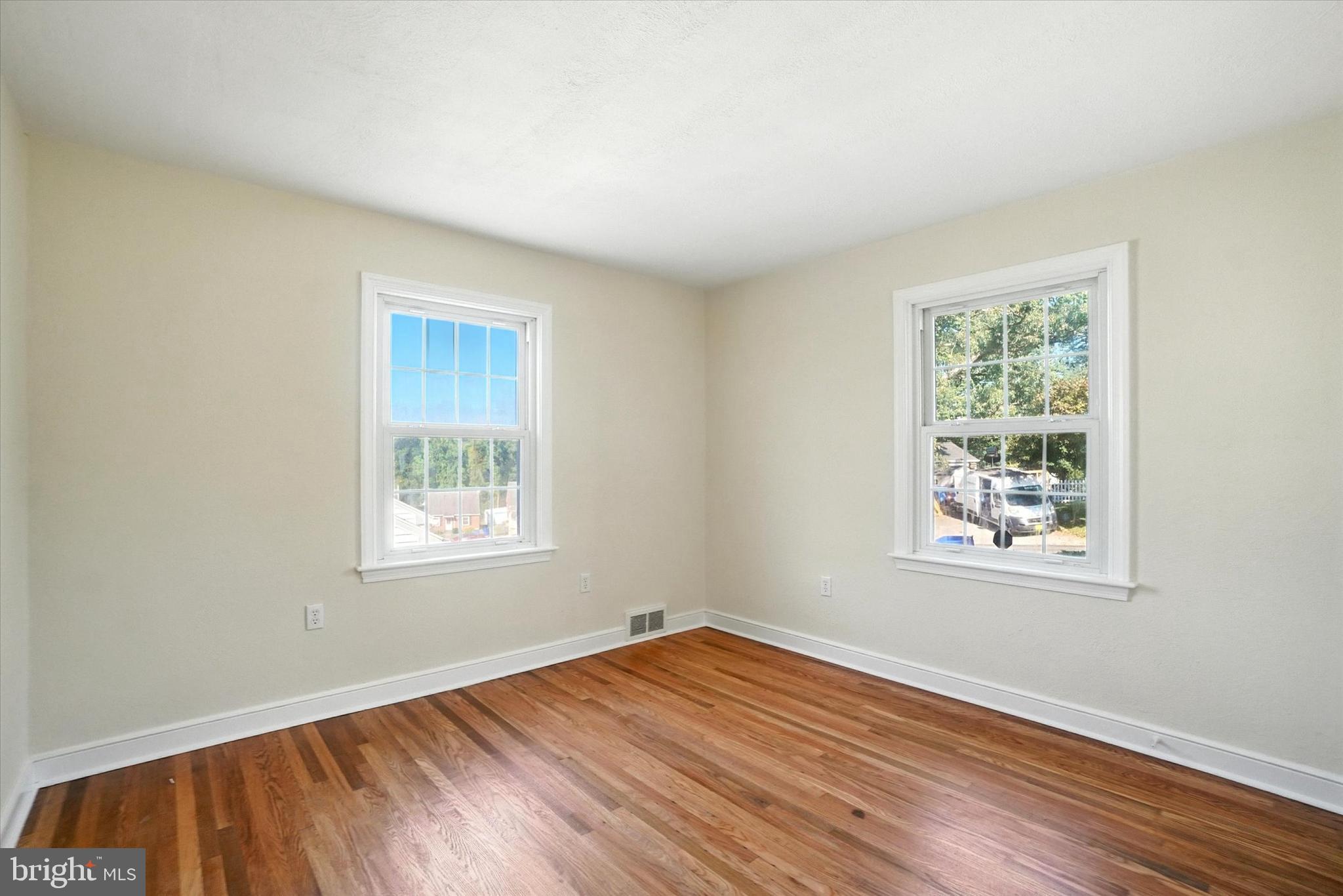 758 Rathton Road York, PA 17403 - Photo 8 of 19 Gallery Image 8