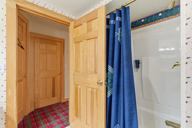 $439,900 | 405 Park Avenue, Parchment, MI 49004