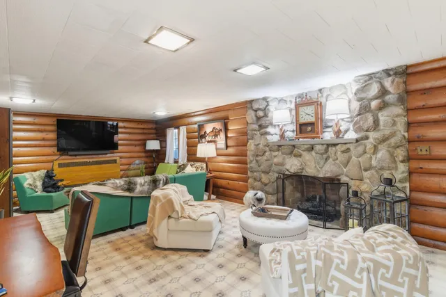 $439,900 | 405 Park Avenue, Parchment, MI 49004