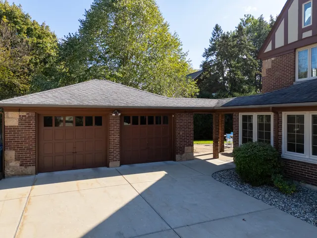 $439,900 | 405 Park Avenue, Parchment, MI 49004