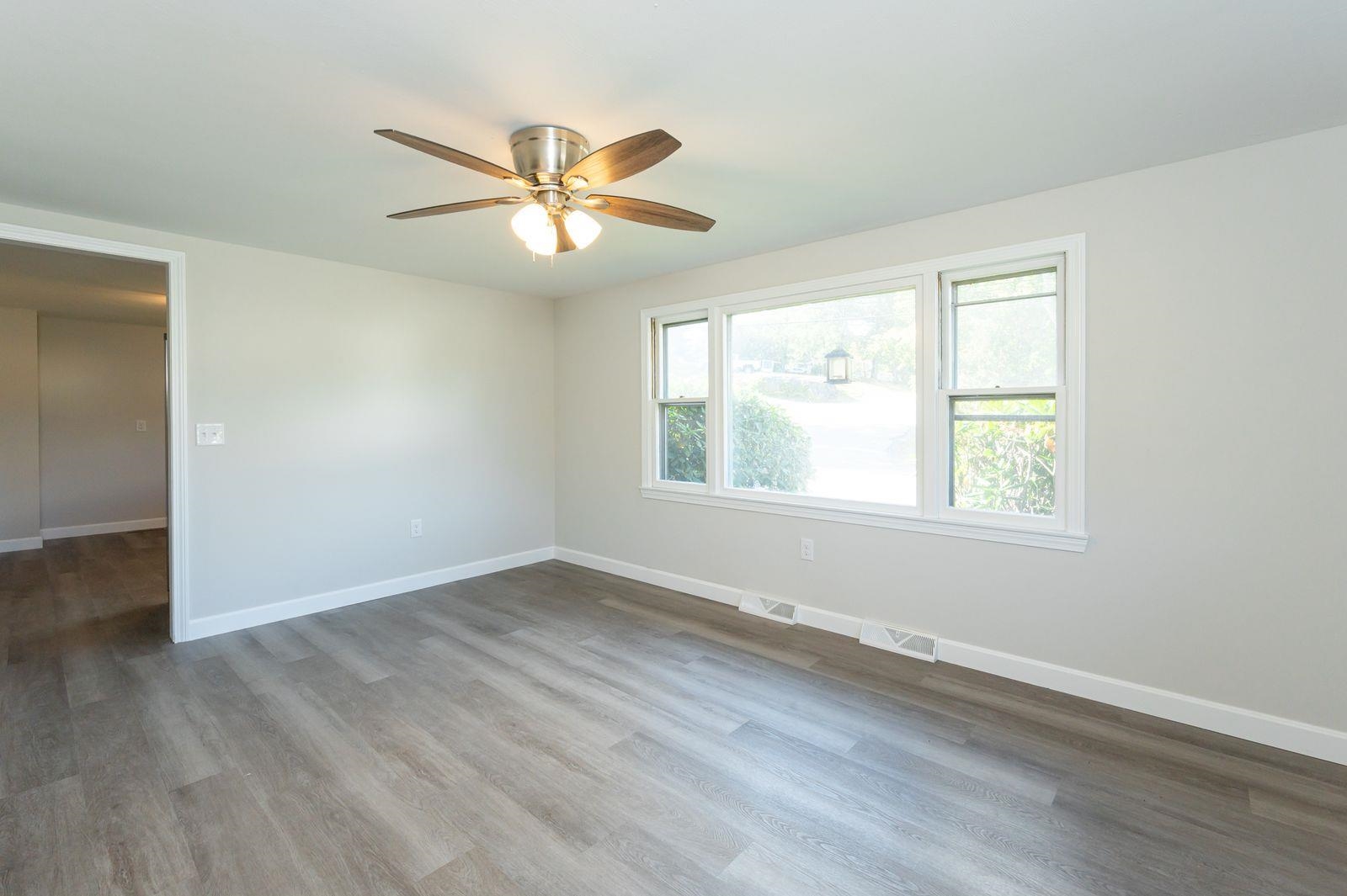 45-a B Belknap Road Hudson, NH 03051 - Photo 14 of 33 Gallery Image 14