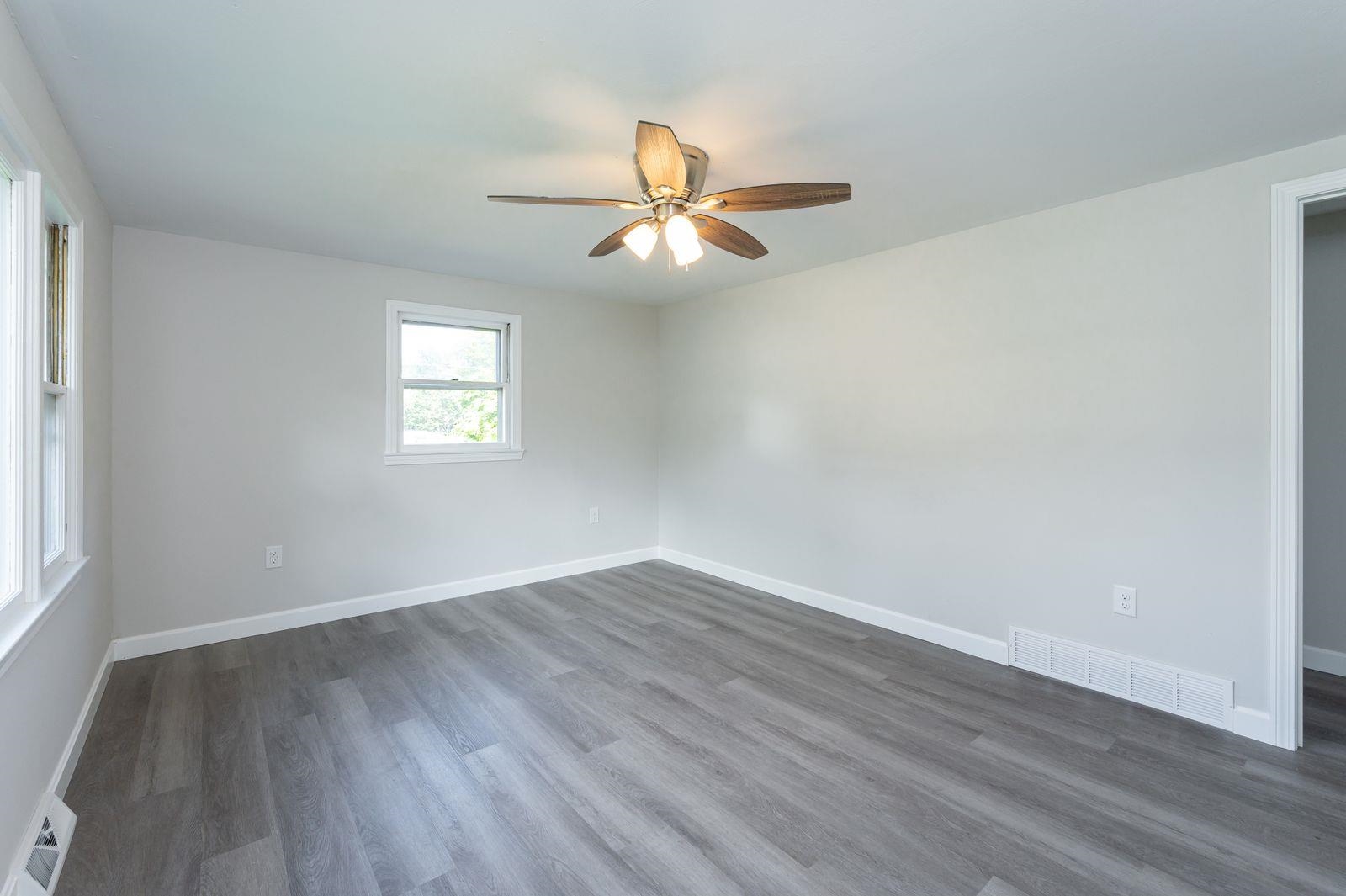45-a B Belknap Road Hudson, NH 03051 - Photo 15 of 33 Gallery Image 15