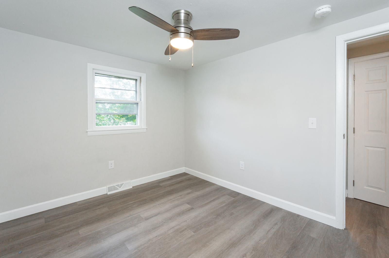 45-a B Belknap Road Hudson, NH 03051 - Photo 27 of 33 Gallery Image 27