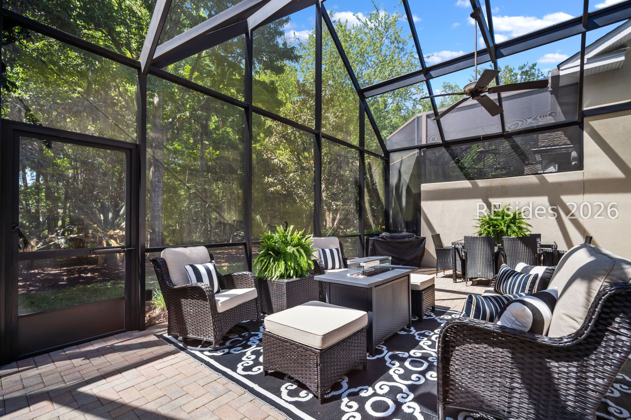 209 Farnsleigh Avenue Bluffton, SC 29910 - Photo 52 of 57 Private patio