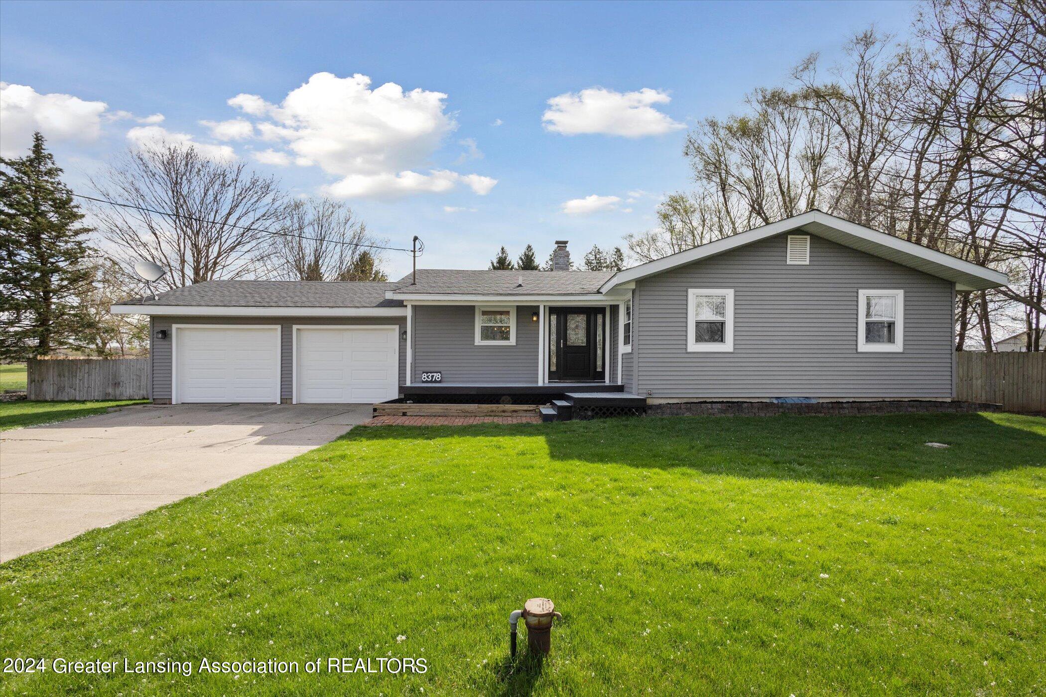 8378 North Cochran Road Grand Ledge, MI 48837 - Photo 3 of 40 03-8378-N-Cochran-Rd-Grand-Ledge-MI-4883