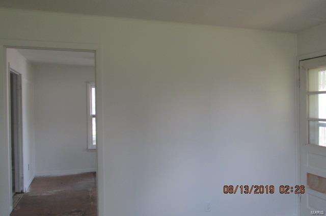 346 South Old Rte 66 Litchfield, IL 62056 - Photo 6 of 9 Gallery Image 6