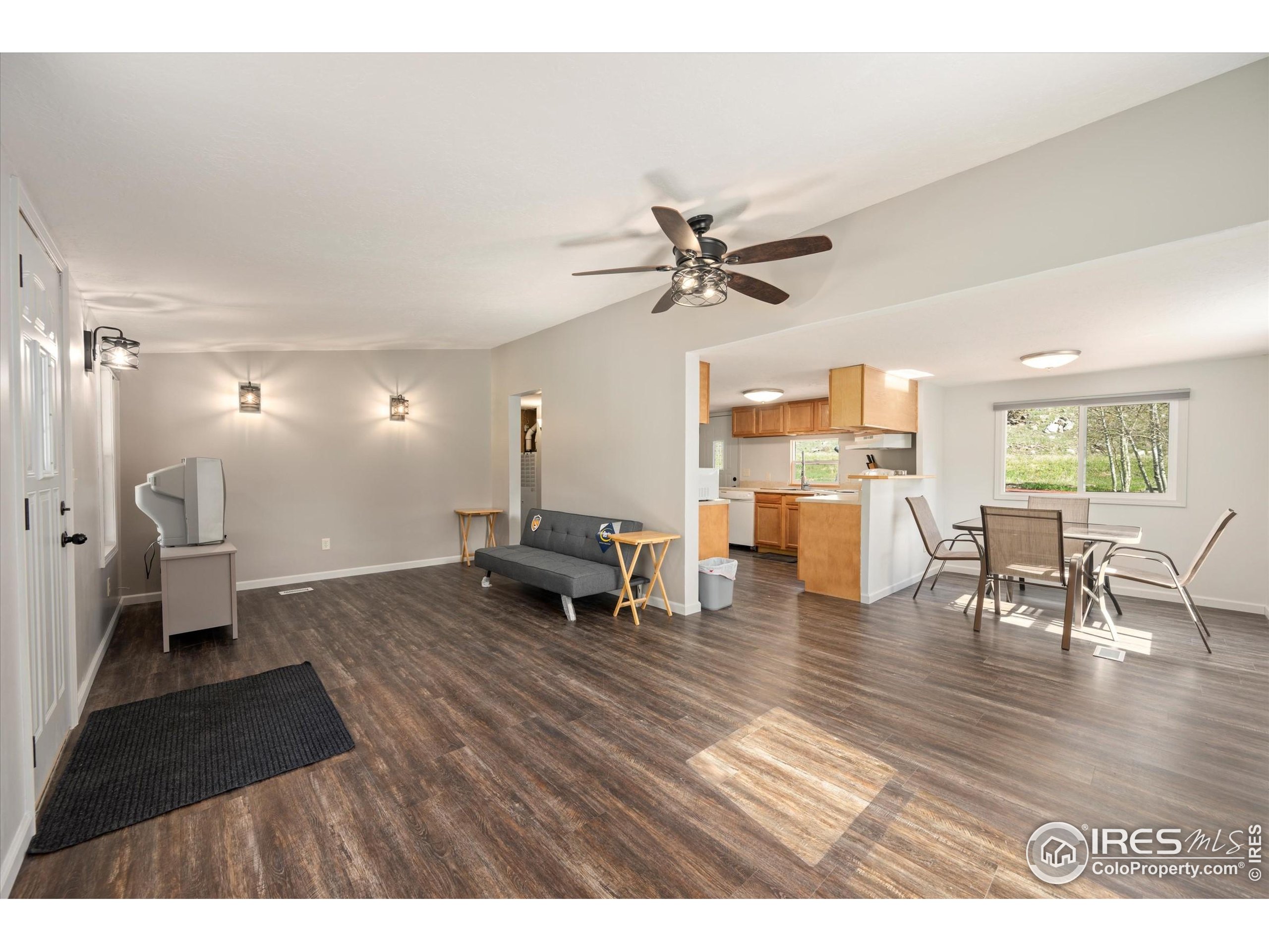 50 Meadow Lane Bellvue, CO 80512 - Photo 6 of 32