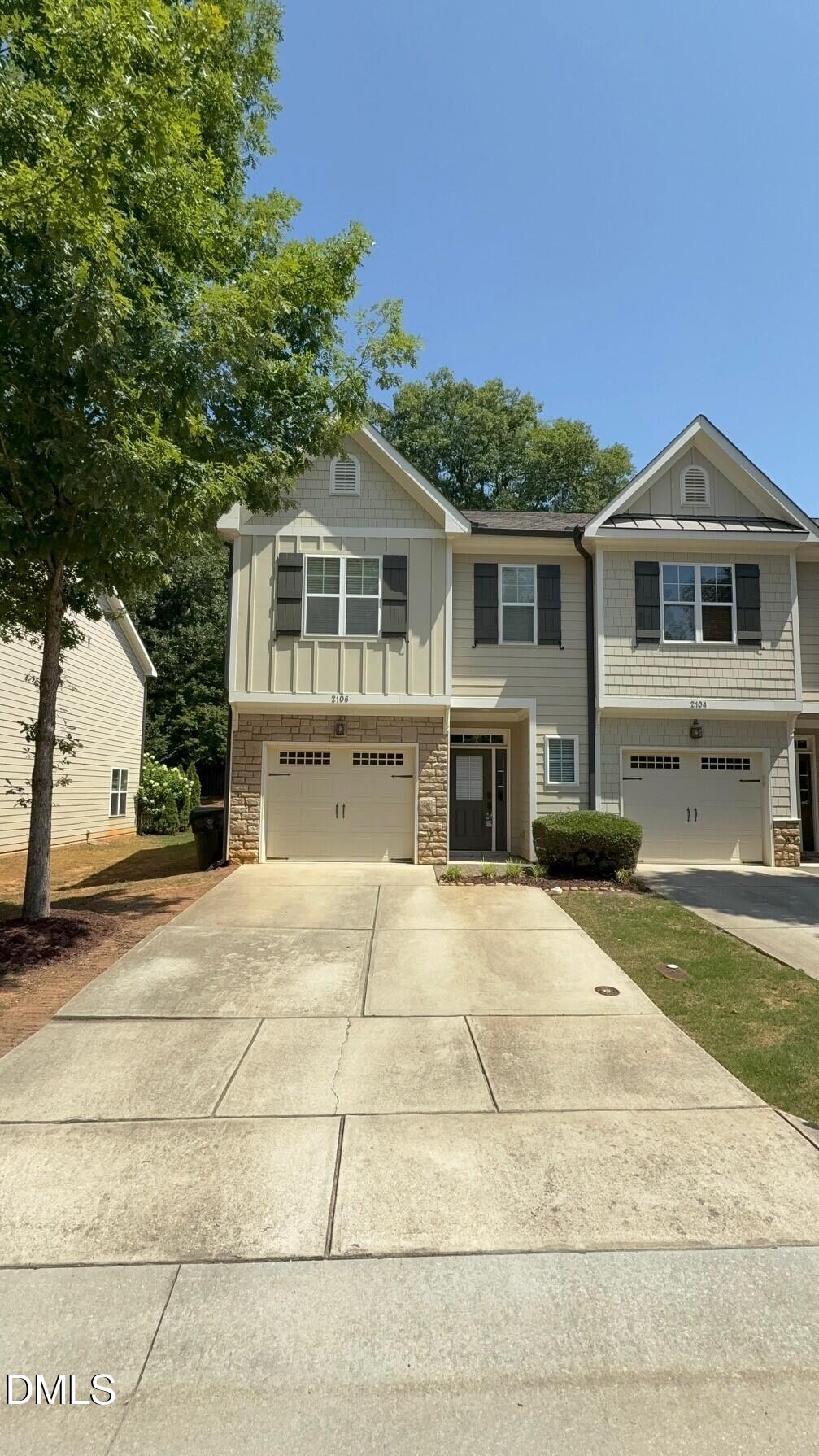 2106 Scarlet Maple Drive Raleigh, NC 27606 - Photo 10 of 20 23233530-f466-4a21-8e0c-250e6f977c93
