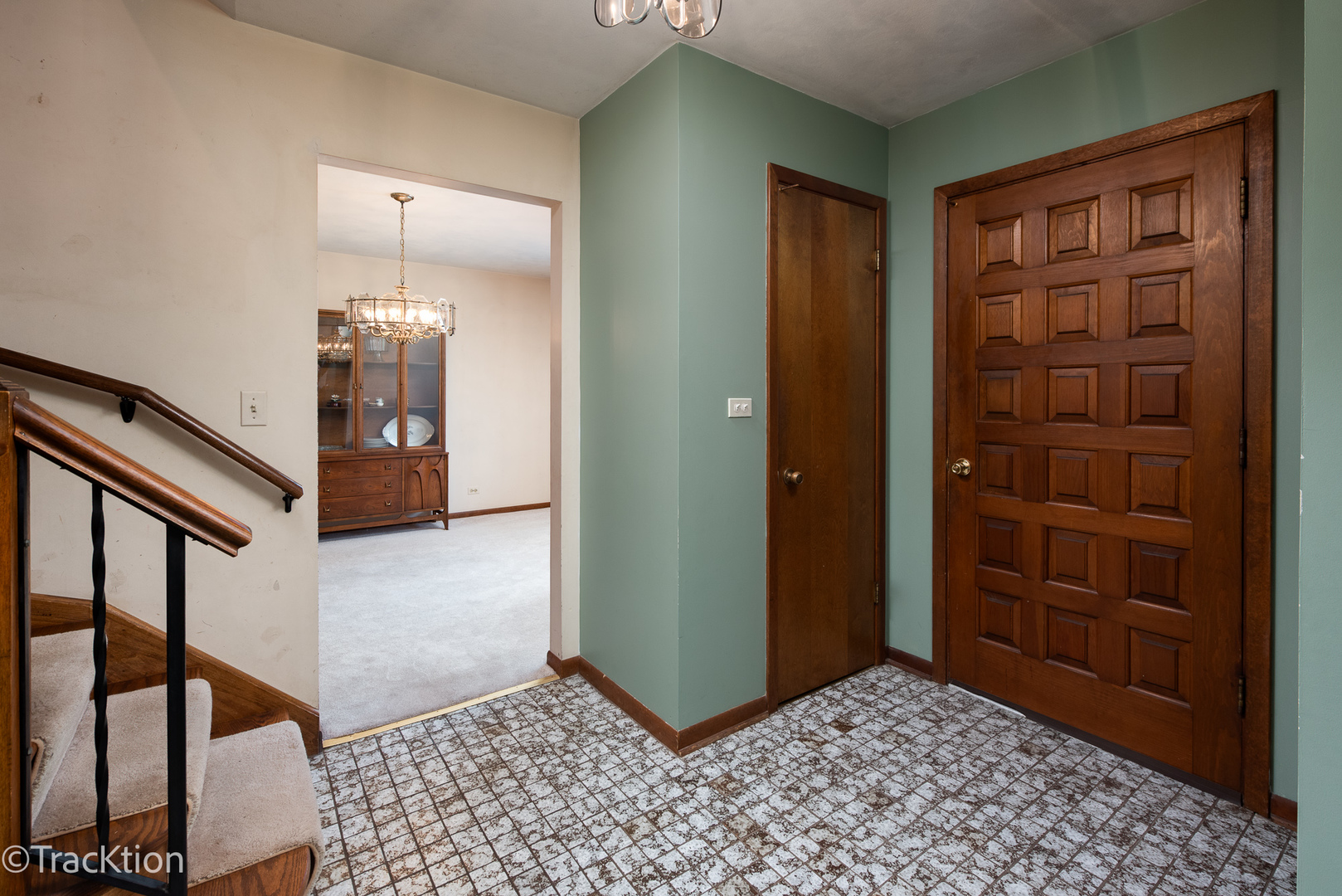 249 Surrey Road Bartlett, IL 60103 - Photo 2 of 28