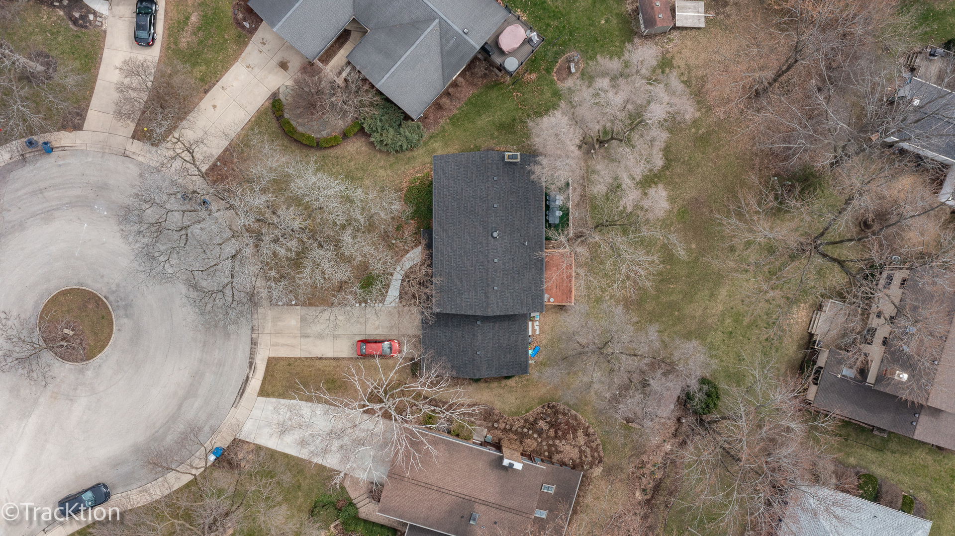 249 Surrey Road Bartlett, IL 60103 - Photo 25 of 28 an aerial view of a house with a yard