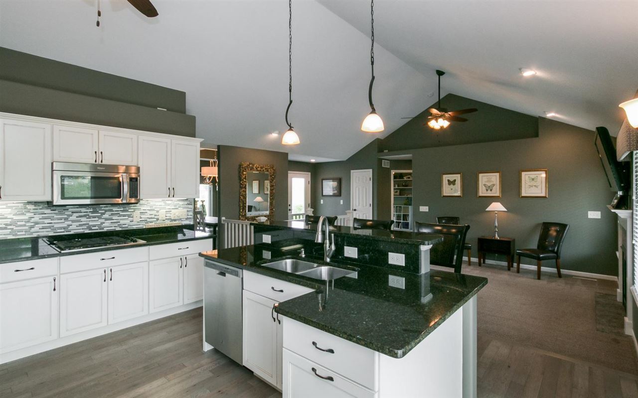 1432 Walter Mapp Drive Riverside, IA 52327 - Photo 9 of 31 Gallery Image 9