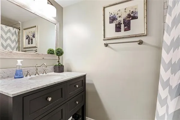 $2,000 | 700 Commerce Street, Unit 111, New Orleans, LA 70130