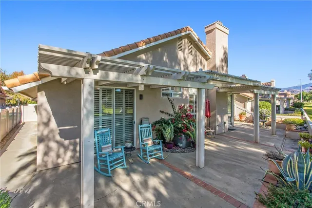 a view of a house with a outdoor space