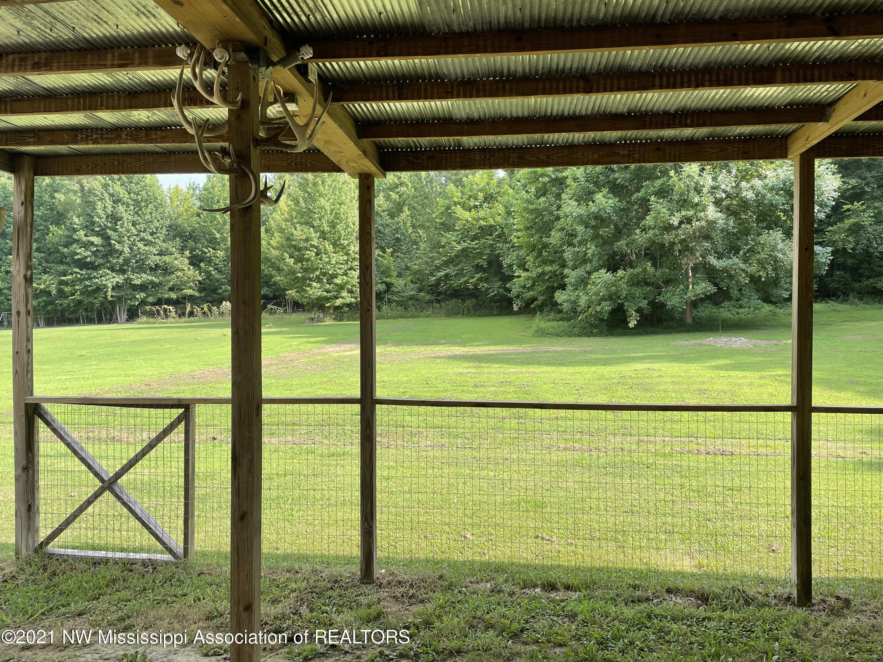 11069 Browns Ferry Road Sarah, MS 38665 - Photo 7 of 58 IMG_4597