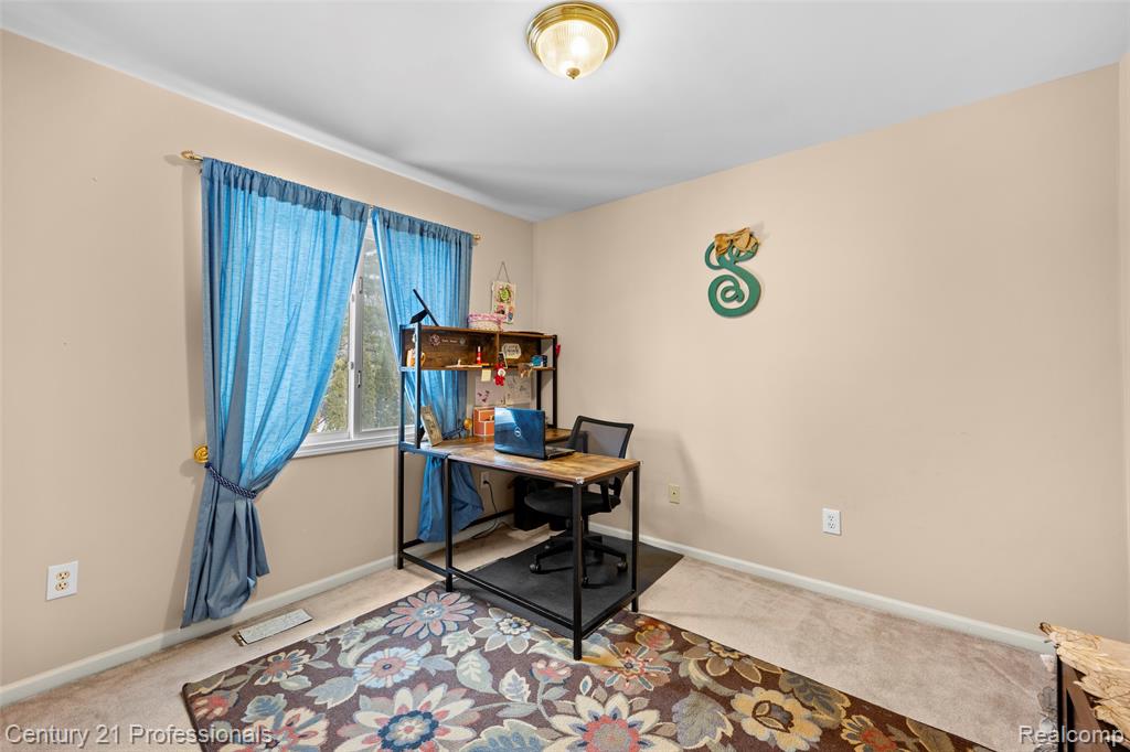 3814 Beechcrest Road Rochester Hills, MI 48309 - Photo 32 of 49