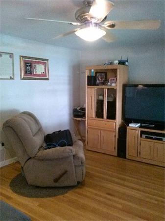 98 Columbia Road Lowell, MA 01854 - Photo 5 of 14