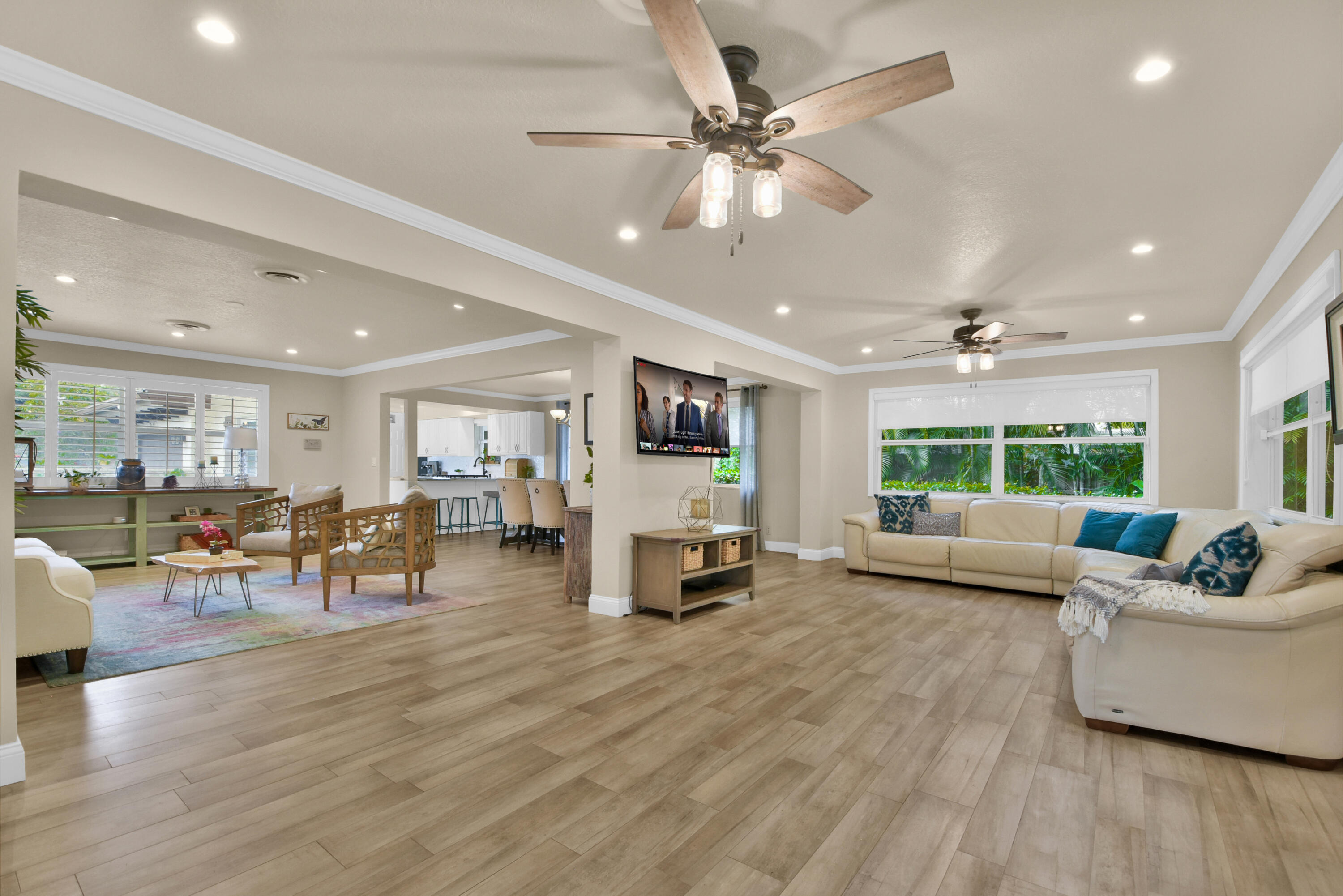 4201 Fillmore Street Hollywood, FL 33021 - Photo 7 of 27 Family Room