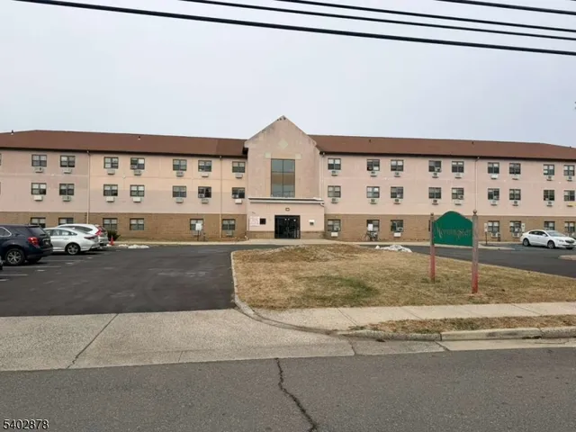 $1,800 | 701 Cranford Avenue, Linden, NJ 07036