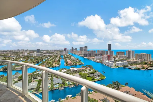 $18,000 | 21200 Point Place, Unit PH2804, Aventura, FL 33180